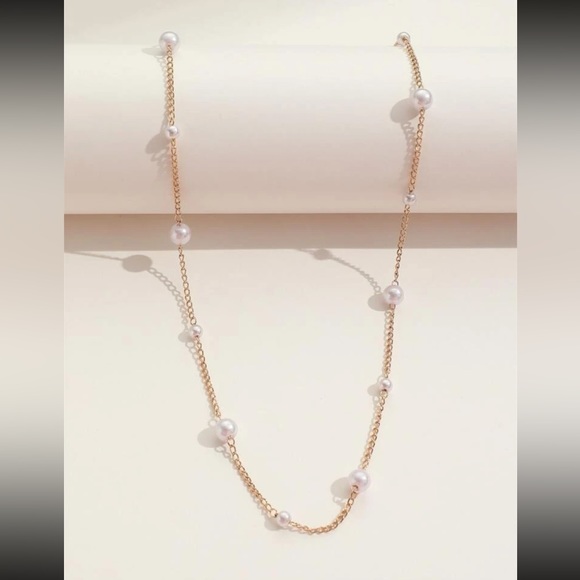 Faux Pearl Decor gold Necklace - Picture 3 of 3